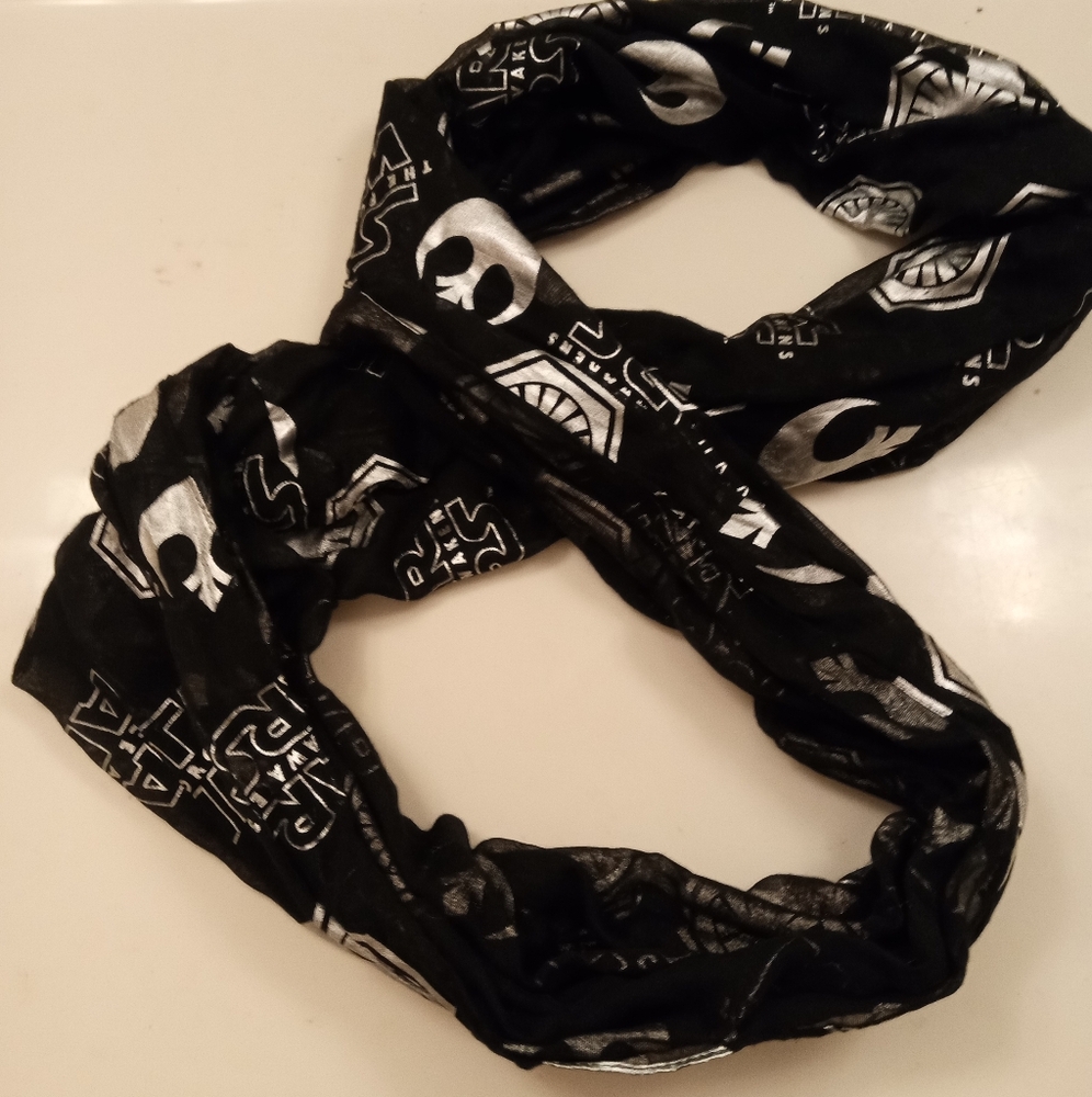 Star Wars infinity scarf